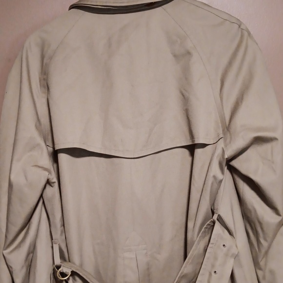 Burberry  trench coat  size R40 - Picture 8 of 14